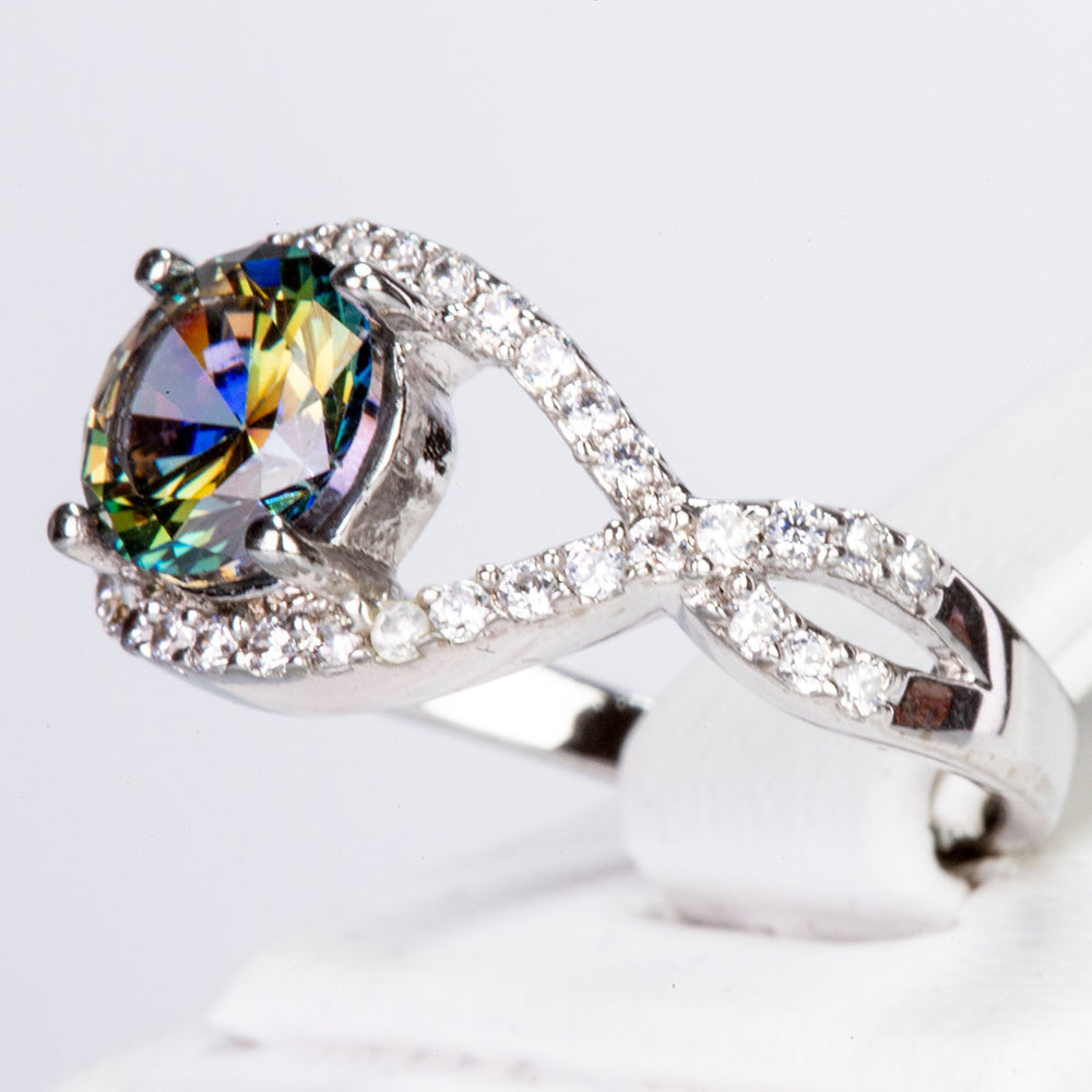 Anillo de Aleación Bañado en Oro con Cristal Emporia® Verde y Cristal Emporia® Blanco