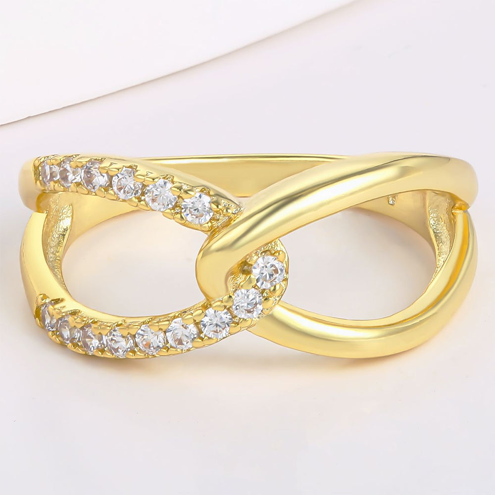 Anillo de Aleación Bañado en Oro con Cristal Emporia® Blanco