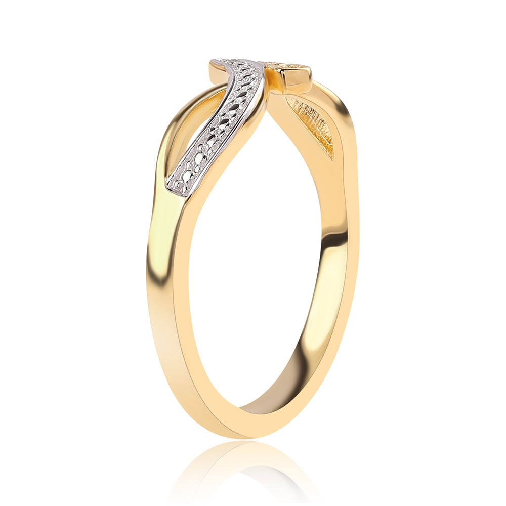 Anillo de Plata Bañada en Oro con Diamante Azul y Topacio Blanco