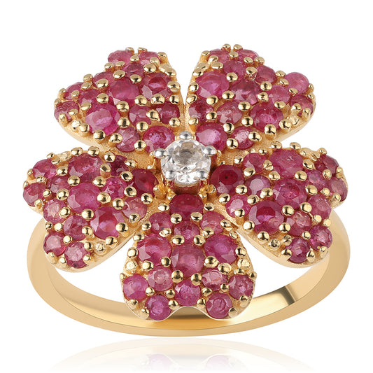 Anillo de Plata Bañada en Oro con Rubí de Mozambique y Topacio Blanco