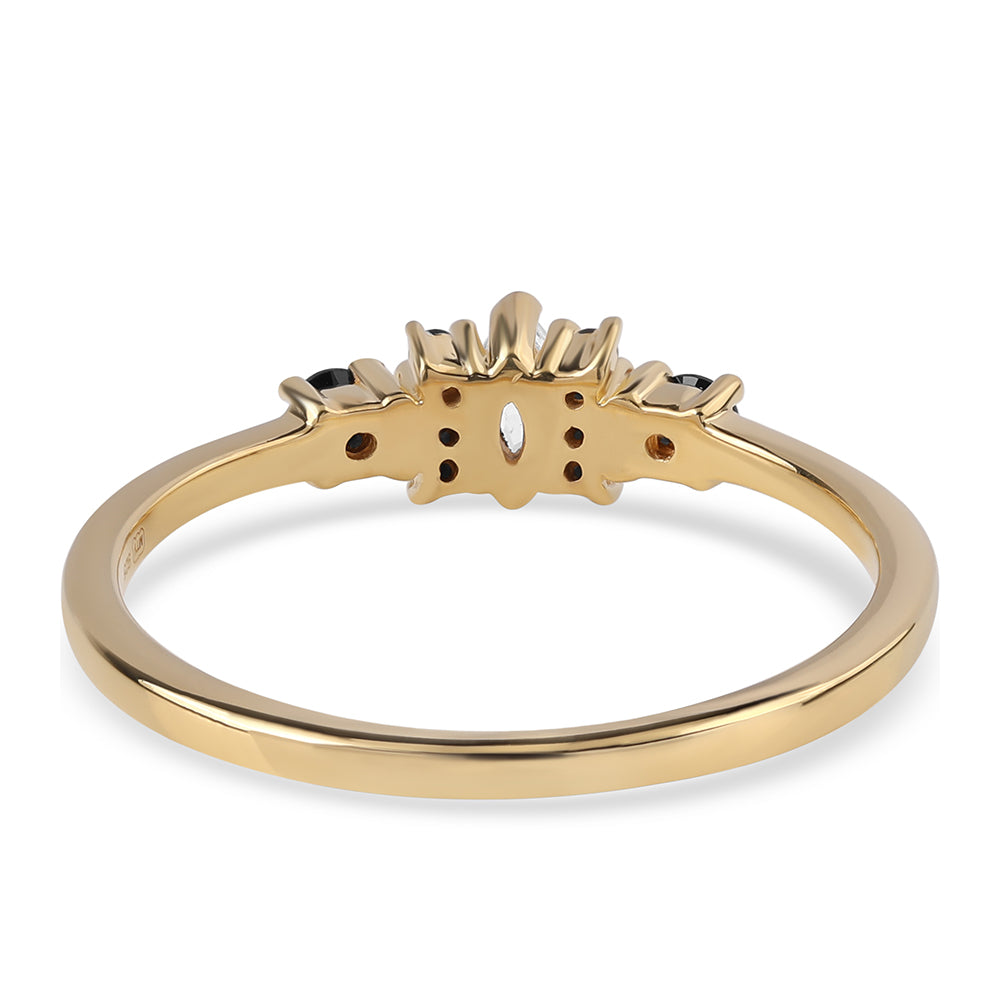 Anillo de Plata Bañada en Oro con Espinela Negra y Topacio Blanco