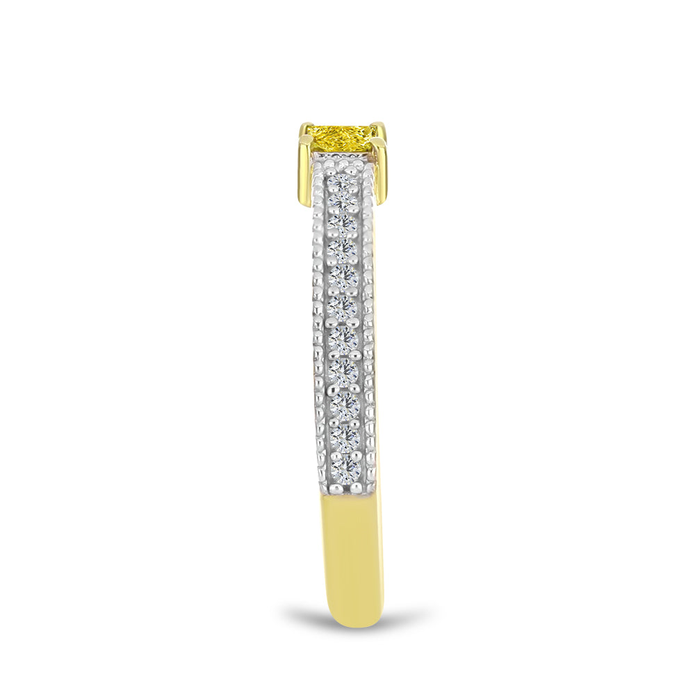 Anillo de Plata Bañada en Oro con Diamante Amarillo y Zircón blanco natural