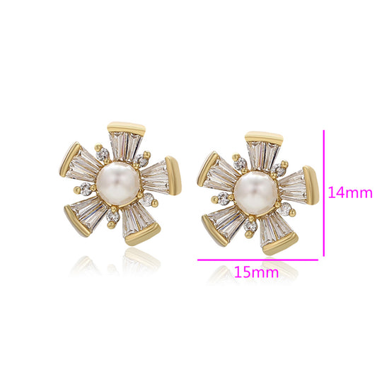 Pendientes de Aleación Bañado en Oro con Perla de cristal y Cristal Emporia® Blanco