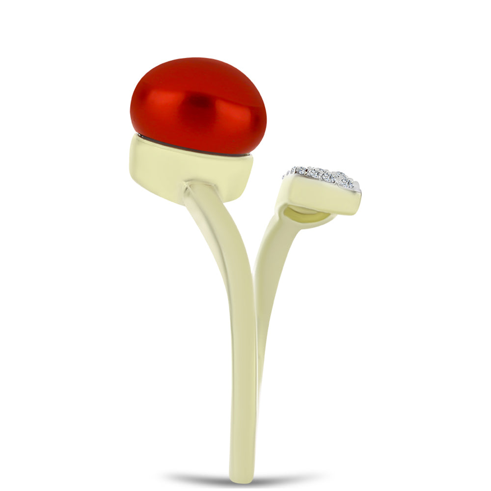 Anillo de Plata Bañada en Oro con Perla roja de río y Topacio Blanco