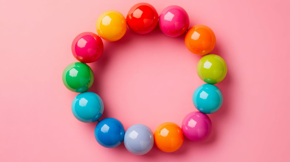 Pendientes de plata y oro que resaltan su personalidad: Tendencias de joyería de primavera para 2025