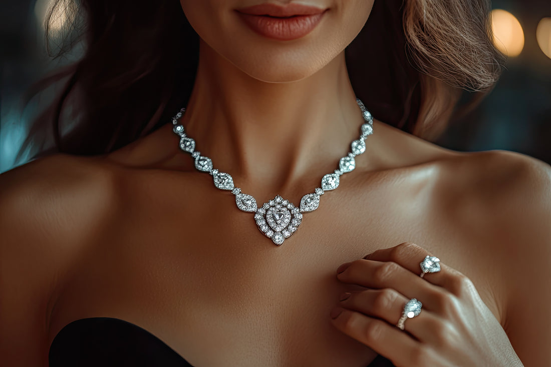 ¿Por qué elegir anillos  y pendientes de plata con piedras preciosas? - Galeria de Joyas