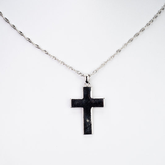 Cruz Collar de Aleación Bañado en Oro Blanco