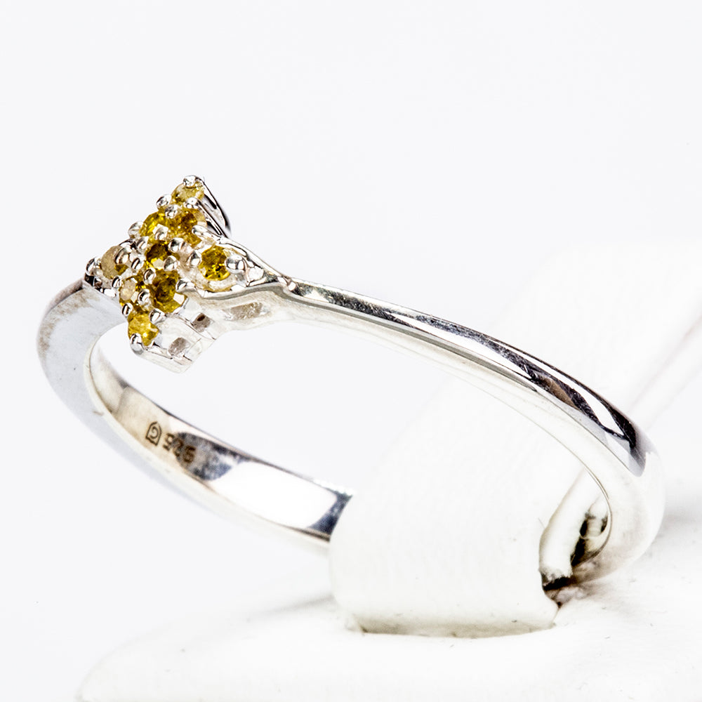 Anillo de Plata con Diamante Amarillo