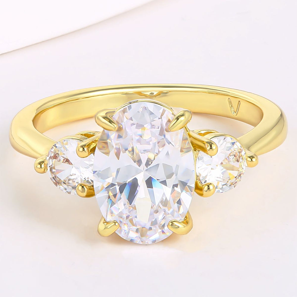 Anillo de Aleación Bañado en Oro con Cristal Emporia® Blanco 1 