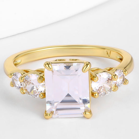 Anillo de Aleación Bañado en Oro con Cristal Emporia® Blanco