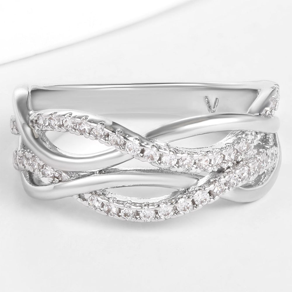 Anillo de Aleación Bañado en Oro con Cristal Emporia® Blanco 1 