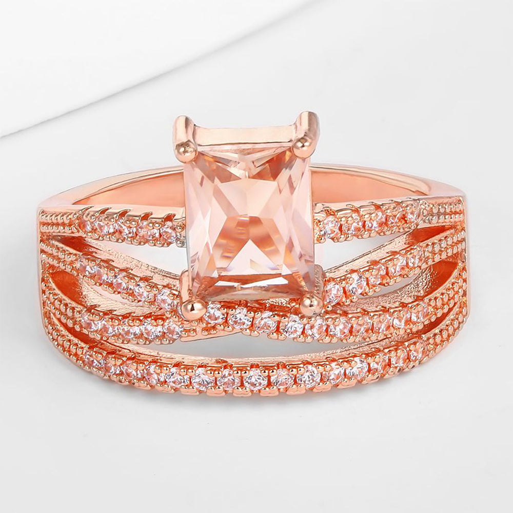 Anillo de Aleación Bañado en Oro con Cristal Emporia® Blanco 1 