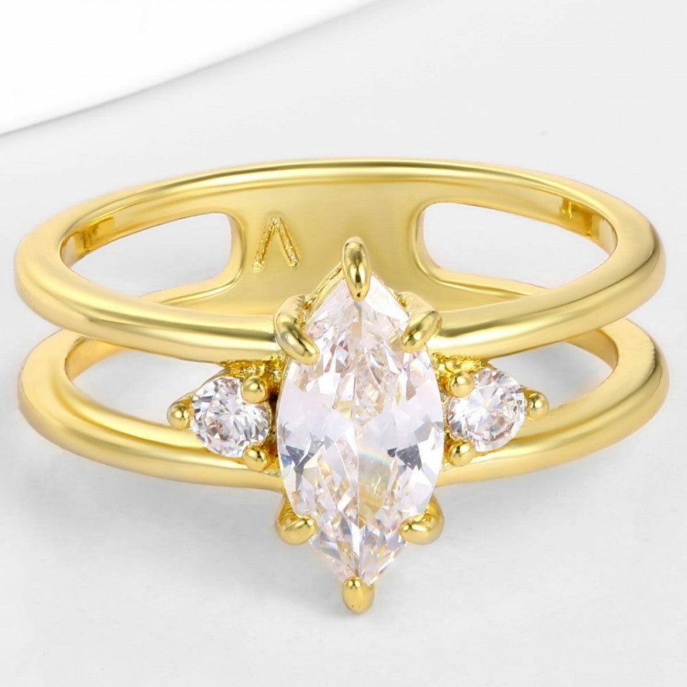 Anillo de Aleación Bañado en Oro con Cristal Emporia® Blanco 1 