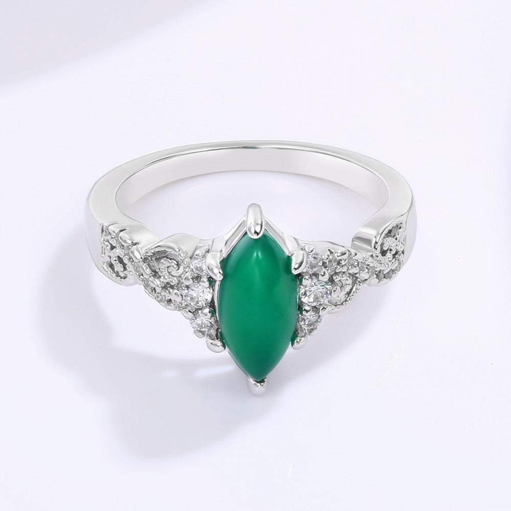 Anillo de Aleación Bañado en Oro con Cristal Emporia® Verde 1 