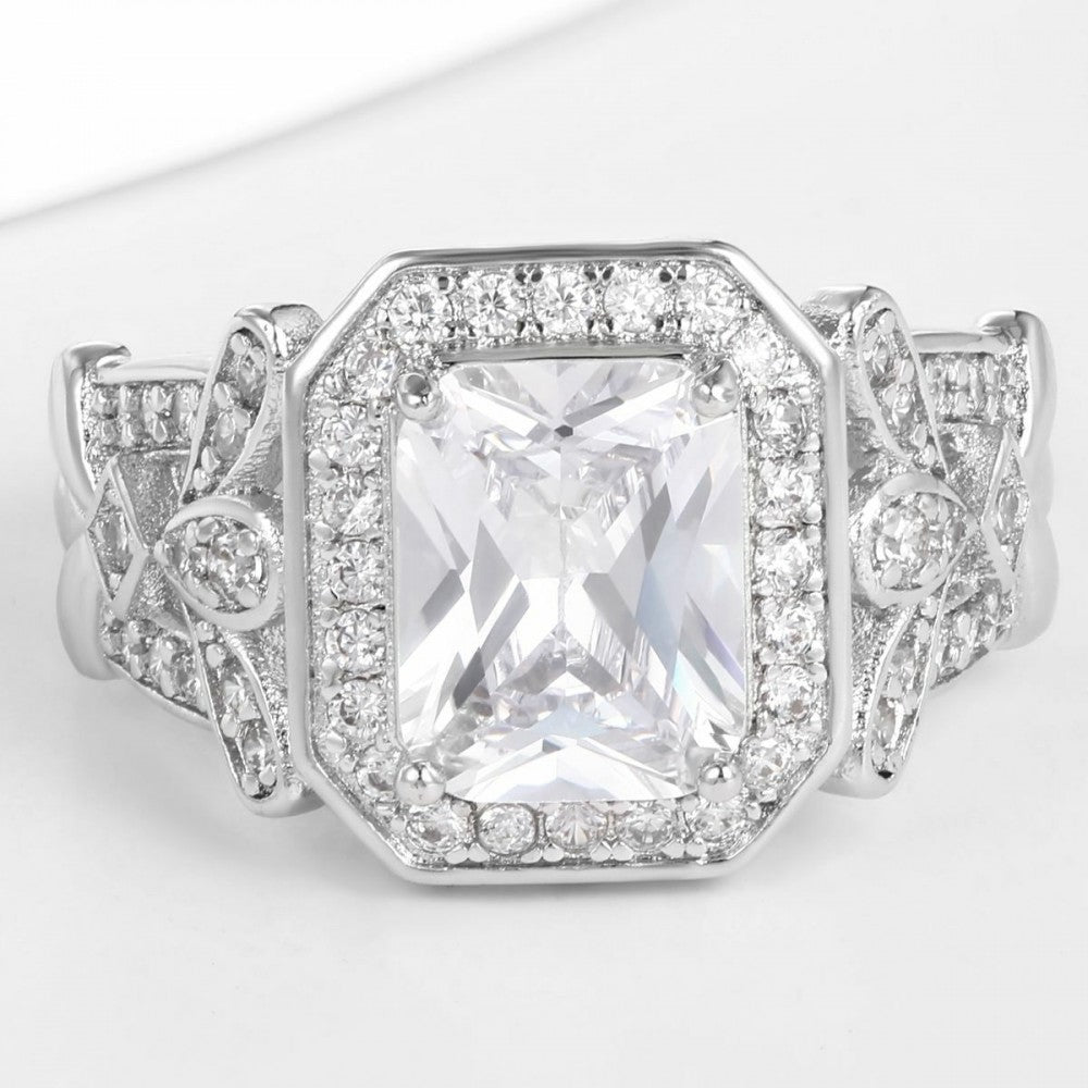Anillo de Aleación Bañado en Oro con Cristal Emporia® Blanco