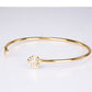 Conjunto de joyería Emporia de 5 piezas, de alta calidad y en tono dorado, presentado en una exclusiva caja de regalo con efecto piel (incluye reloj, pulsera, collar, pendientes y anillo, con cristal blanco Emporia).