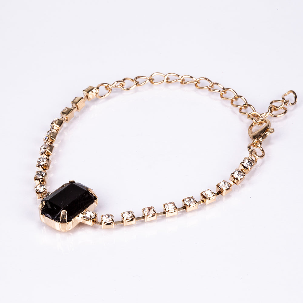 Conjunto de joyas Emporia de 5 piezas, de alta calidad y en tono dorado, presentado en una exclusiva caja de regalo con efecto piel (incluye reloj, pulsera, collar, pendientes y anillo, con cristales Emporia blancos y negros). 3 
