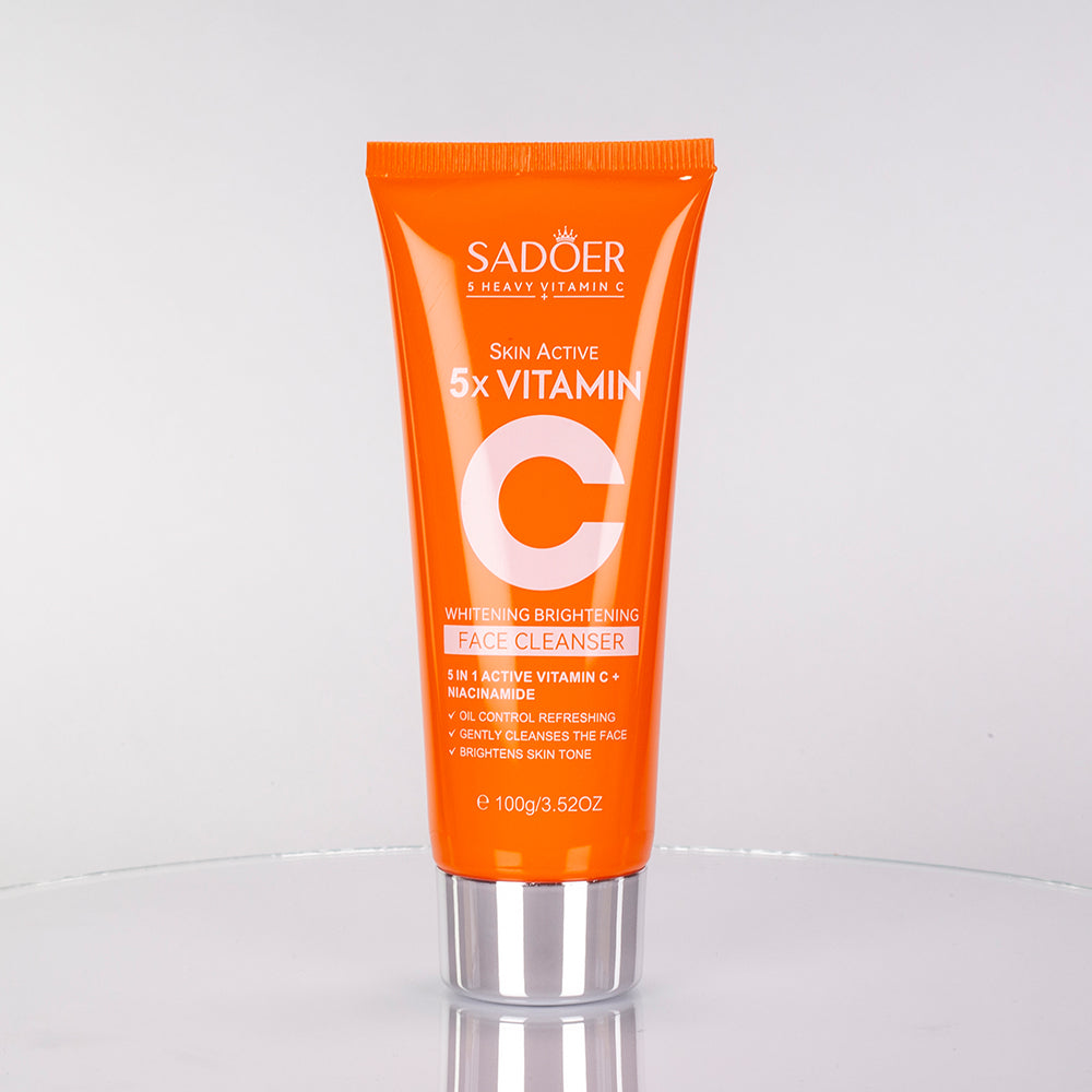 Set de regalo SADOER 5x Vitamina C para unificar el tono de la piel e hidratar el rostro – 6 piezas