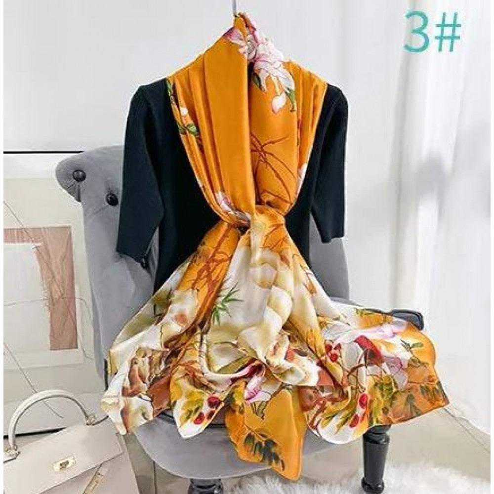 Bufanda con estampado inspirado en el Jardín del Edén, color naranja, 85 × 180 cm, 100 % seda vegana.