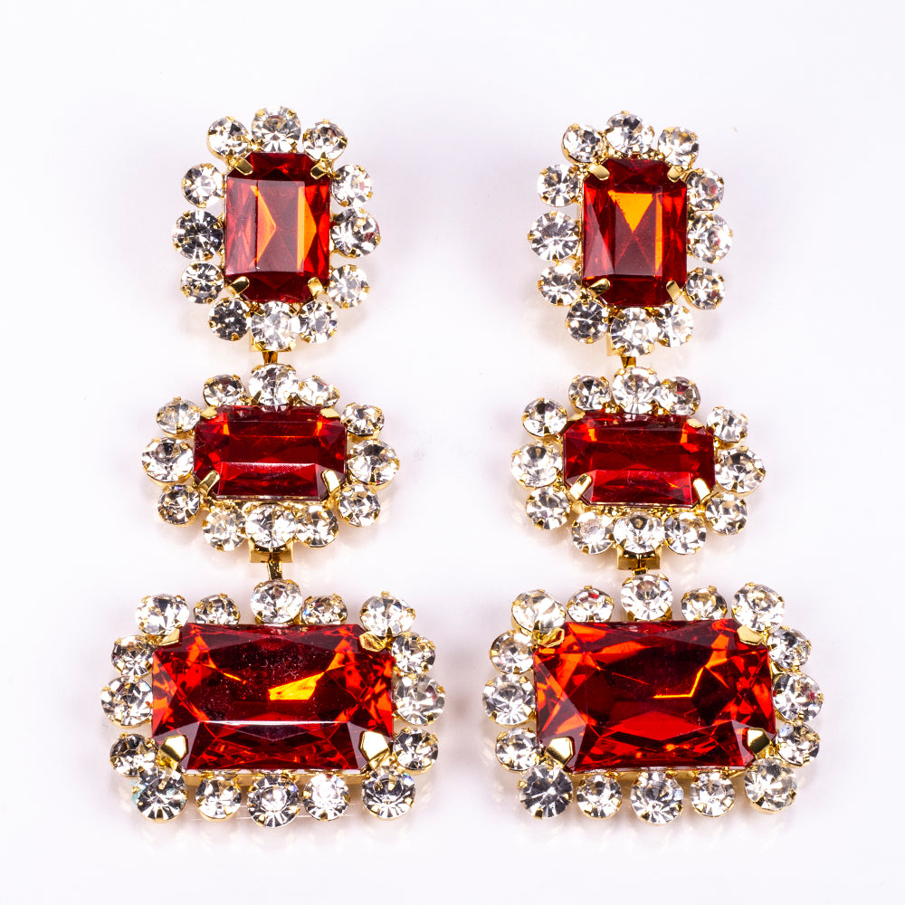 Conjunto de Aleación Bañado en Oro con Cristal Emporia® Rojo y Cristal Emporia® Blanco ( Collar +Pendientes )