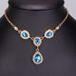 Conjunto de Aleación Bañado en Oro con Cristal Emporia® Azul y Cristal Emporia® Blanco ( Collar +Pendientes +Pulsera )