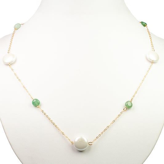 Collar de Aleación Bañado en Oro con Madreperla Blanca y Anenturina Verde