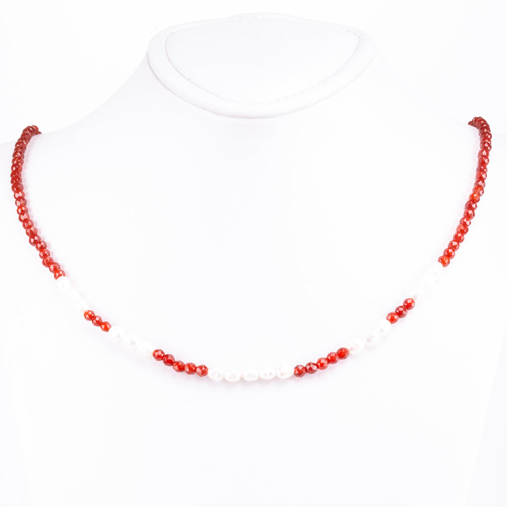 Conjunto de Plata Bañada en Oro con Ónice rojo y Perla de concha ( Collar +Pulsera )