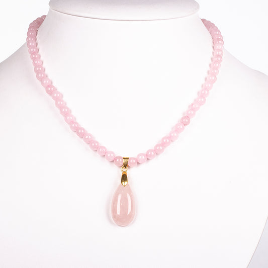 Collar de Aleación Bañado en Oro con Cuarzo Rosado
