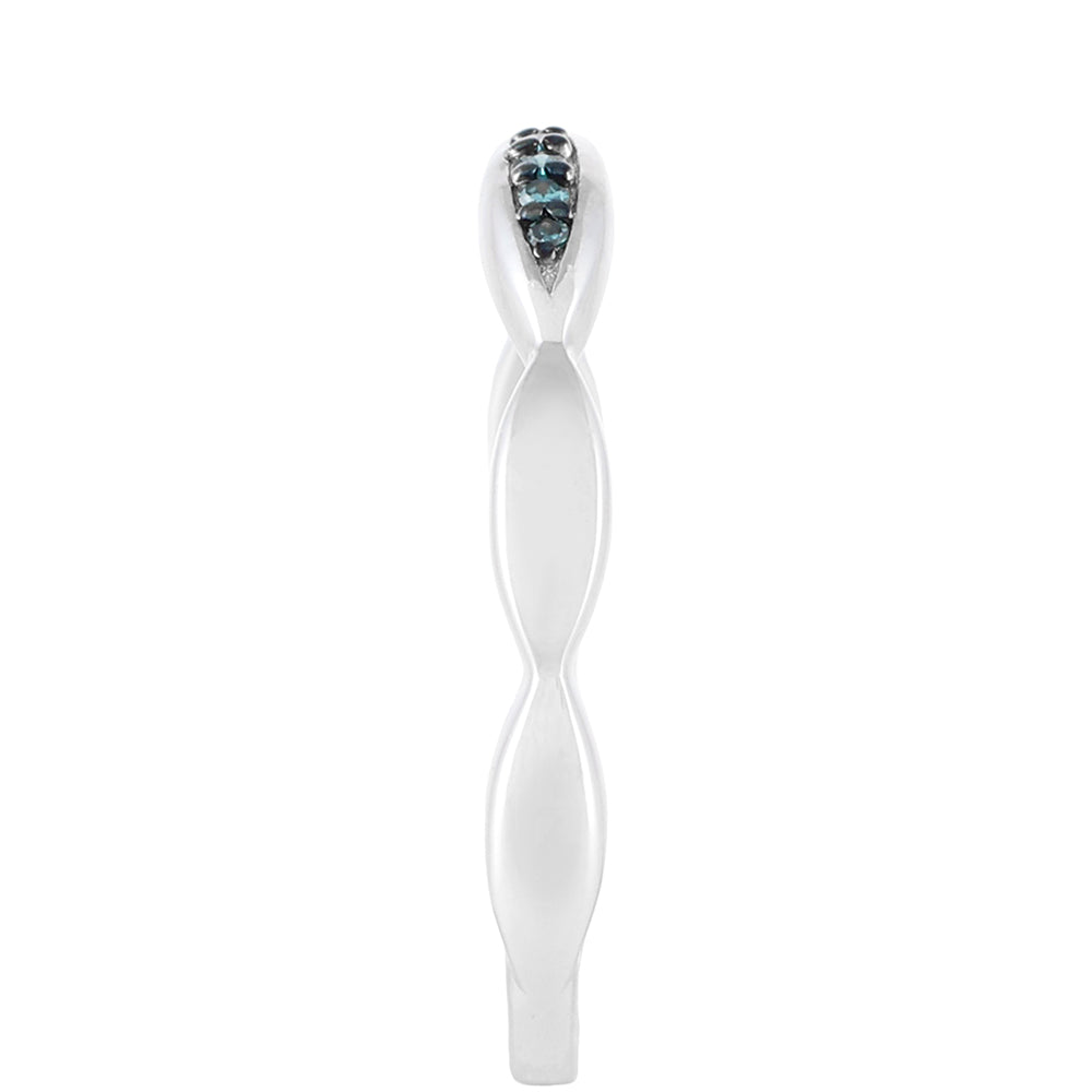 Anillo de Plata con Diamante Azul