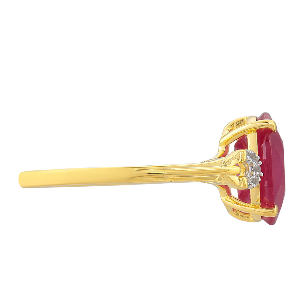 Anillo de Plata Bañada en Oro con Rubí de Tailandia y Topacio Blanco