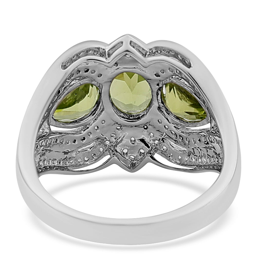 Anillo de Plata con Peridoto