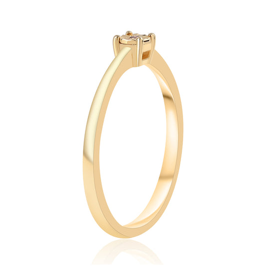 Anillo de Plata Bañada en Oro con Diamante Rojo