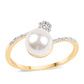 Anillo de Plata Bañada en Oro con Perla blanca de agua dulce y Topacio Blanco