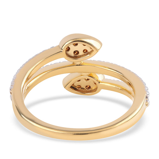 Anillo de Plata Bañada en Oro con Diamante Rojo y Diamante blanco