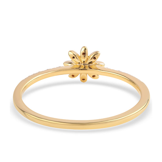 Anillo de Plata Bañada en Oro con Diamante Negro y Diamante blanco