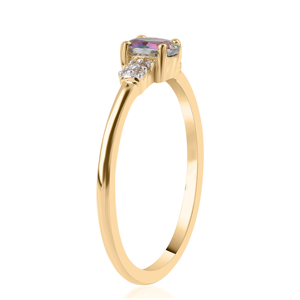 Anillo de Plata Bañada en Oro con Topacio Místico y Topacio Blanco