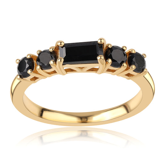 Anillo de Plata Bañada en Oro con Espinela Negra