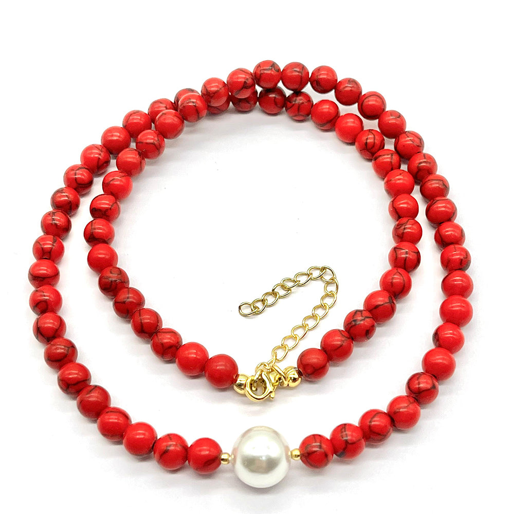 Collar de Plata Bañada en Oro con Coral de Esponja Roja y Perla de cristal