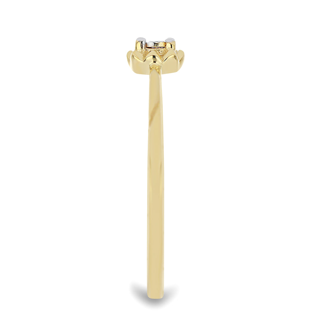Anillo de Plata Bañada en Oro con Diamante blanco 4 