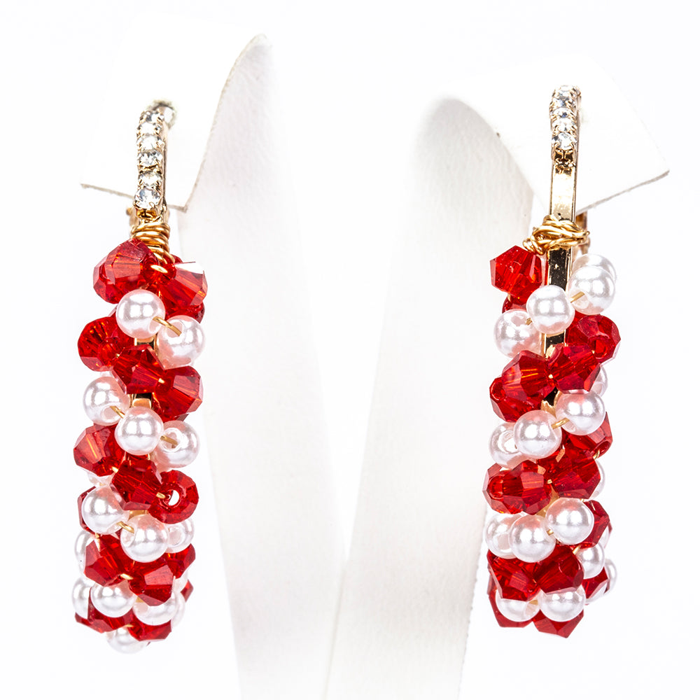 Pendientes de Aleación Bañado en Oro con Perla de cristal y Cristal Emporia® Rojo