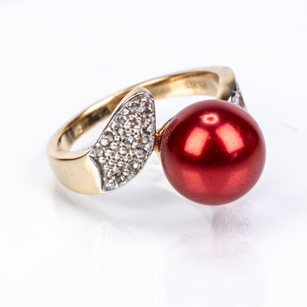 Anillo de Plata Bañada en Oro con Perla roja de río y Topacio Blanco 3 
