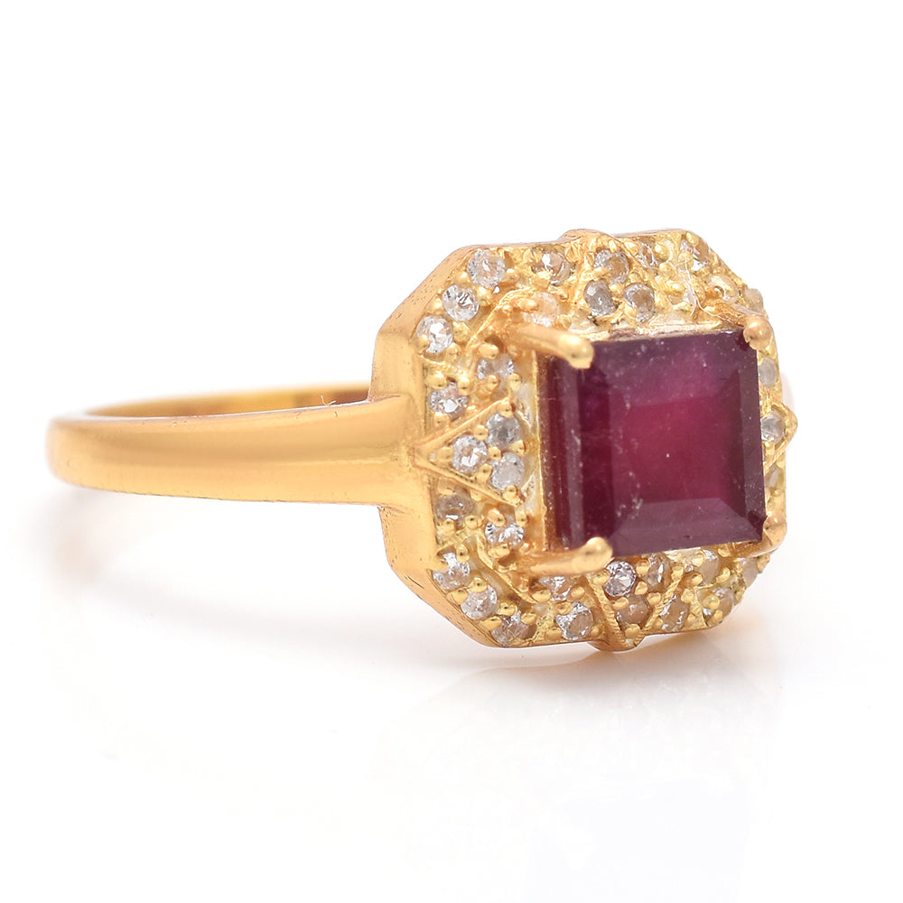 Anillo de Plata Bañada en Oro con Rubí de Madagascar y Topacio Blanco 3 