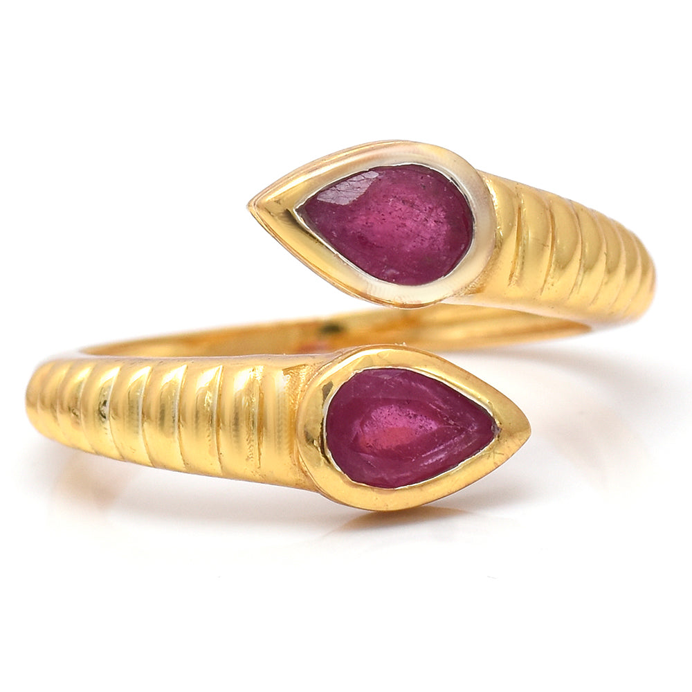 Anillo de Plata Bañada en Oro con Rubí de Madagascar 4 