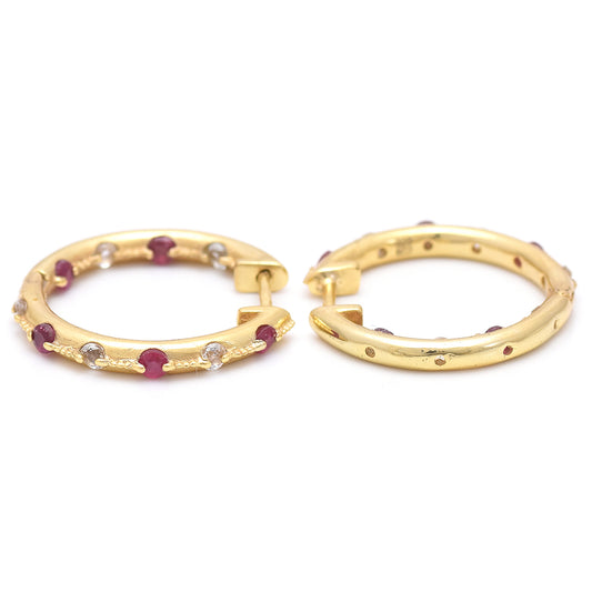 Pendientes de Plata Bañada en Oro con Rubí de Madagascar y Topacio Blanco