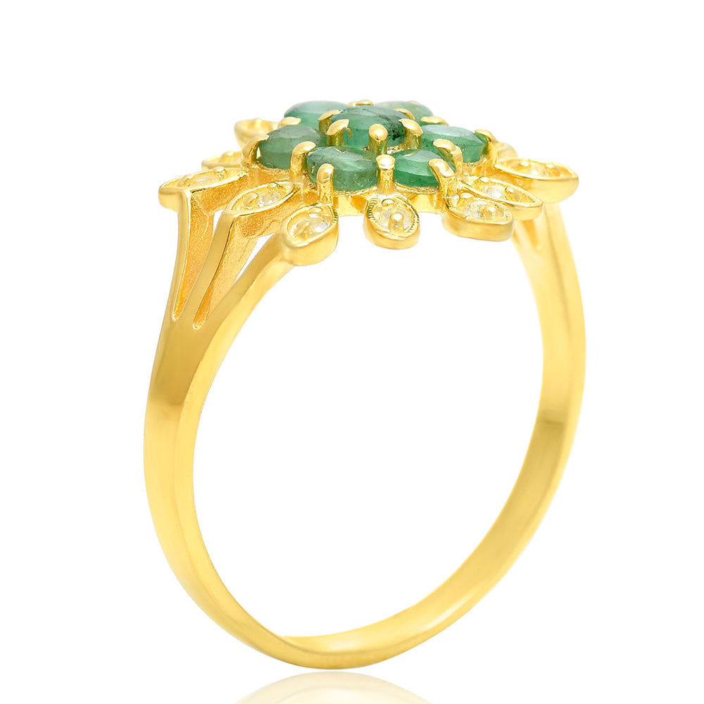 Anillo de Plata Bañada en Oro con Esmeralda de Brasil y Topacio Blanco