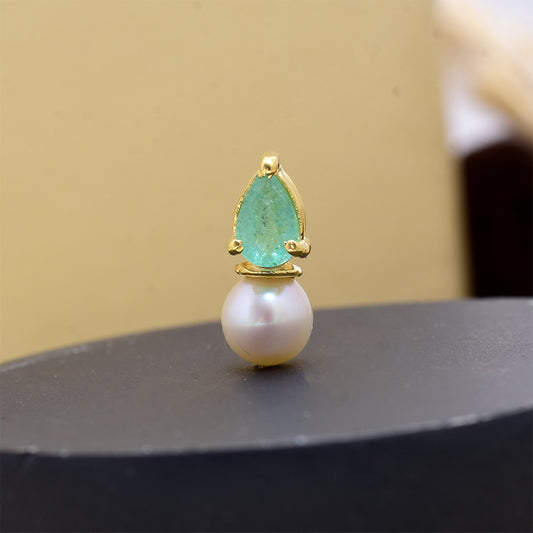 Colgante de Plata Bañada en Oro con Esmeralda de Brasil y Perla blanca de agua dulce