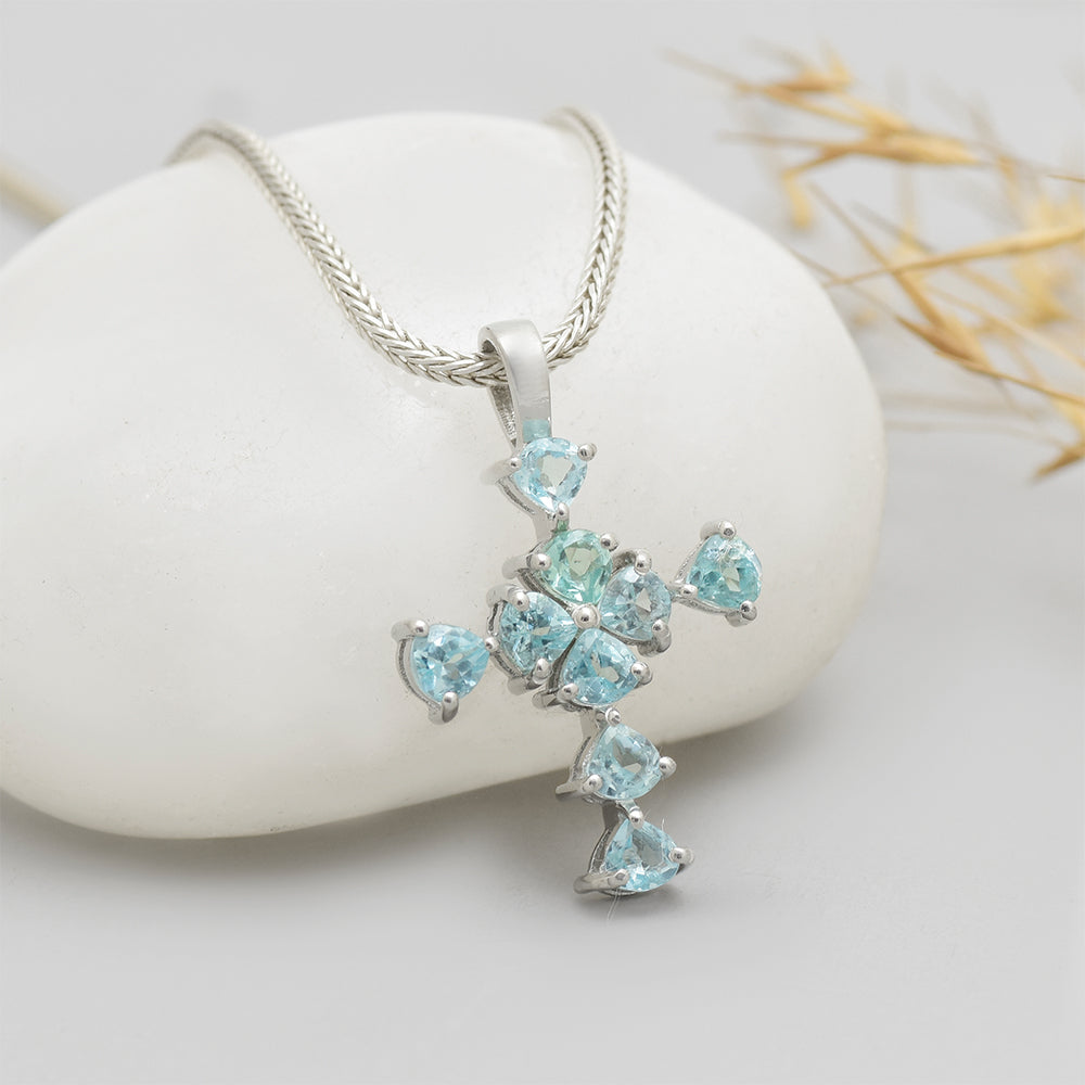 Cruz Colgante de Plata con Apatita azul de Madagascar 1 
