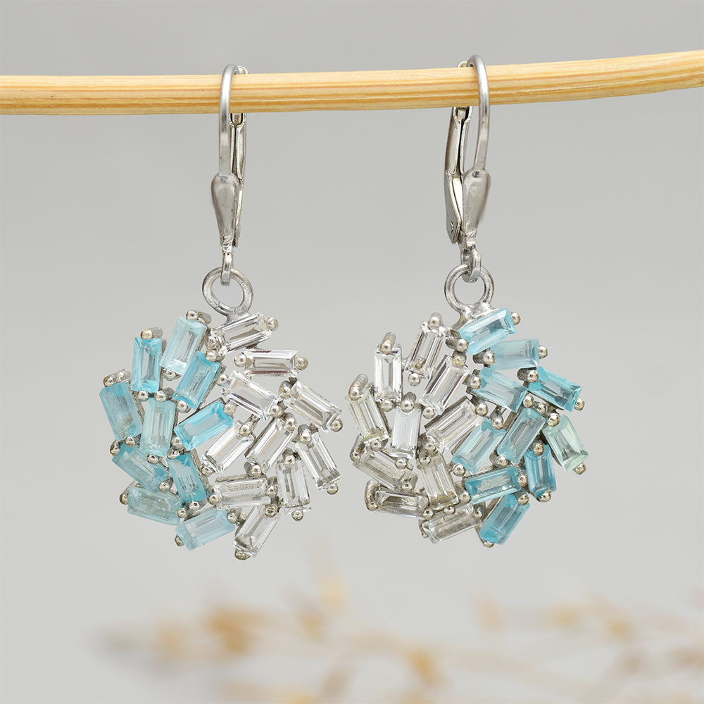 Pendientes de Plata con Apatita azul de Madagascar y Topacio Blanco