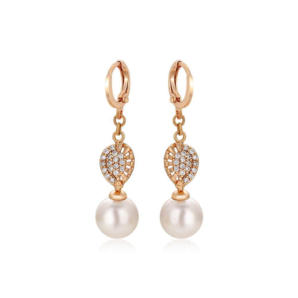 Pendientes de Aleación Bañado en Oro con Perla de cristal y Cristal Emporia® Blanco 1 