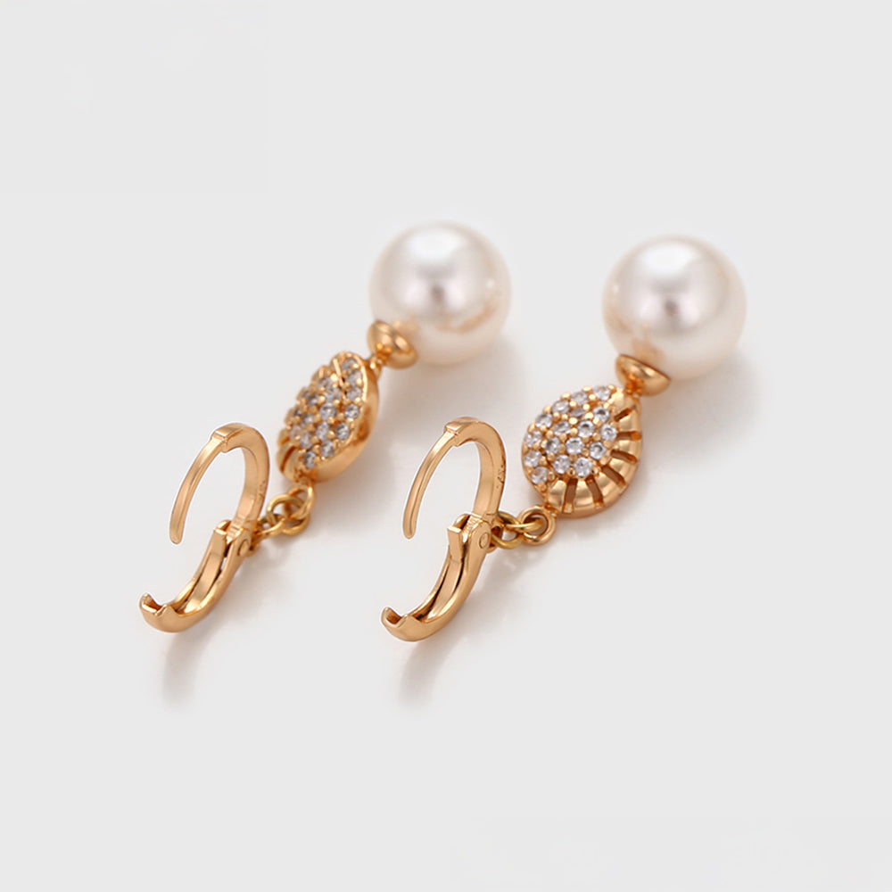 Pendientes de Aleación Bañado en Oro con Perla de cristal y Cristal Emporia® Blanco 4 